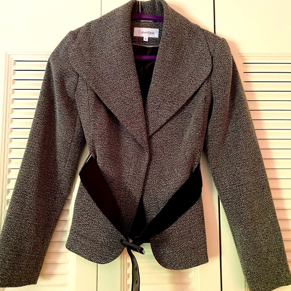 Women Jacket - Picture 1 of 4